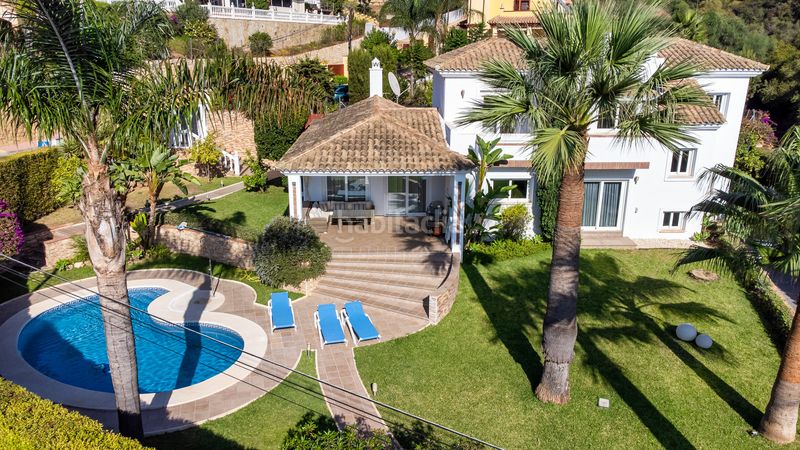 Foto 09eee8e4-7cb5-429b-81ca-9e2158c0e8e0. Casa amb aparcament piscina a Casco Antiguo Marbella