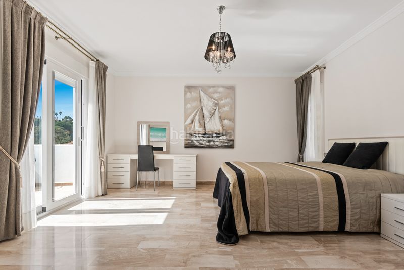 Foto 89cef398-e4b2-463d-9260-e2292e4ba7e7. Casa amb aparcament piscina a Casco Antiguo Marbella