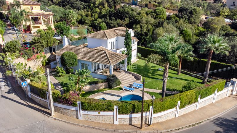 Foto 8a1467dd-fe38-4196-91c6-06b0867227ab. Casa amb aparcament piscina a Casco Antiguo Marbella