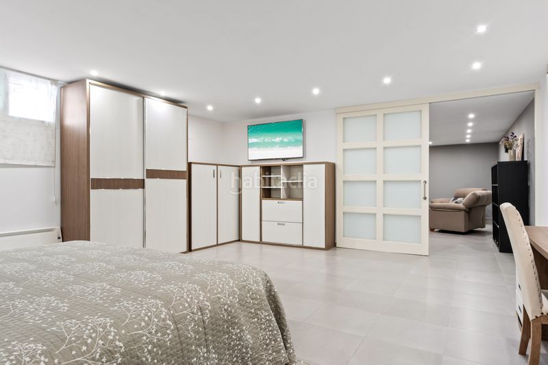 Foto a527c590-f9c1-4889-9bf1-30b446badcaa. Casa amb aparcament piscina a Casco Antiguo Marbella