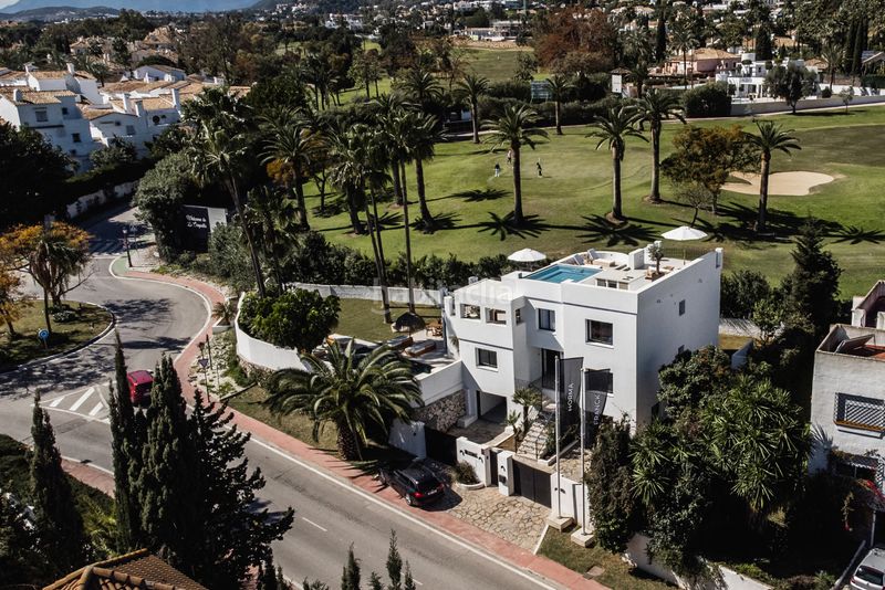 Foto f72e891e-6cb5-4278-b97b-9e986ea26b6b. Casa amb aparcament piscina a Casco Antiguo Marbella
