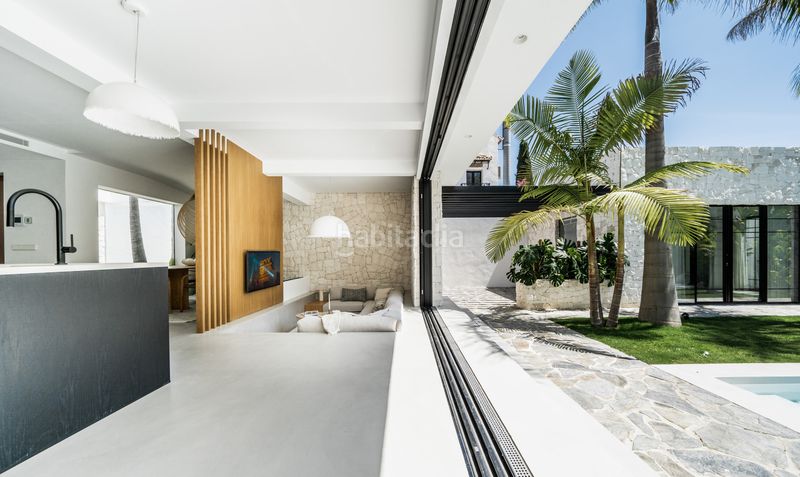 Foto c5e0ce28-a306-4216-97e7-b7fbd0ebf3dd. Casa amb aparcament piscina a Casco Antiguo Marbella
