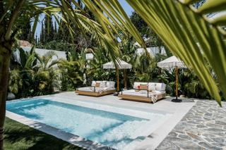 Maison à Casco Antiguo. Villa de inspiración balinesa en marbella