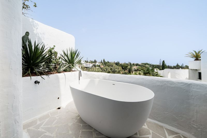 Foto 50190e27-5bd9-4962-93df-dc9d4f891260. Apartament amb aparcament piscina a Casco Antiguo Marbella