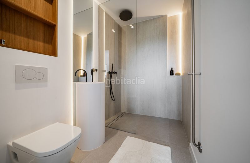 Foto e4629d41-5ea9-4e6e-b960-cf2f0d381601. Apartament amb aparcament piscina a Casco Antiguo Marbella