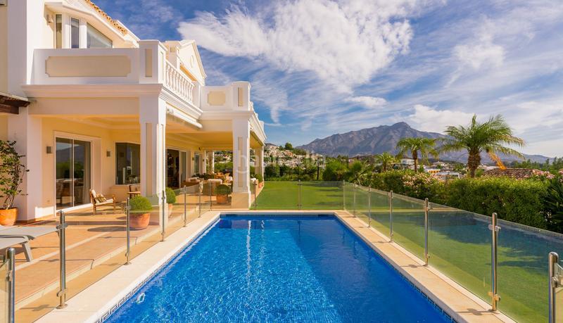 Foto 1398e3b0-a0d5-46d8-b5b0-8c19ffcb0b14. Haus mit parking pool in Casco Antiguo Marbella