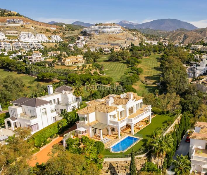 Foto 16e9c787-62a9-42c7-bb61-c67126f9566d. Haus mit parking pool in Casco Antiguo Marbella