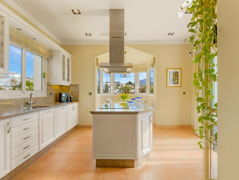 Foto 8024ec6d-c067-4642-b7f4-8de376a77228. Haus mit parking pool in Casco Antiguo Marbella