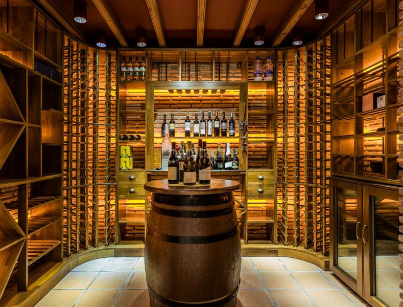 Foto c4f95fb6-f23c-4b97-a2fc-d8148afd0a22. Haus mit parking pool in Casco Antiguo Marbella