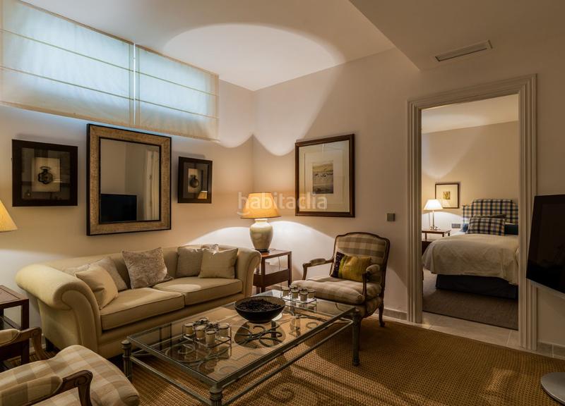 Foto d4c318a1-8045-4d6c-8b61-be847da84481. Haus mit parking pool in Casco Antiguo Marbella