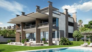 Casa a Puerto Banús. Villa en marbella con vistas al mar