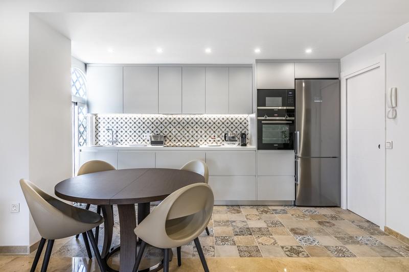 Foto 3bb583c2-ee32-4a90-af2e-907017310a09. Piccolo appartamento con parcheggio piscina in Puente Romano Marbella