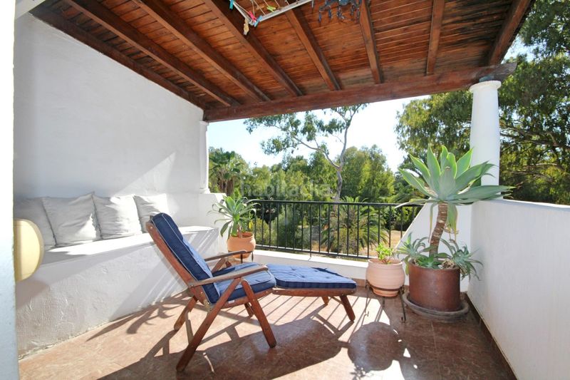 Foto 08fa7948-94ec-47c6-ad59-ab13d1e682d0. Casa amb aparcament piscina a Los Naranjos Marbella