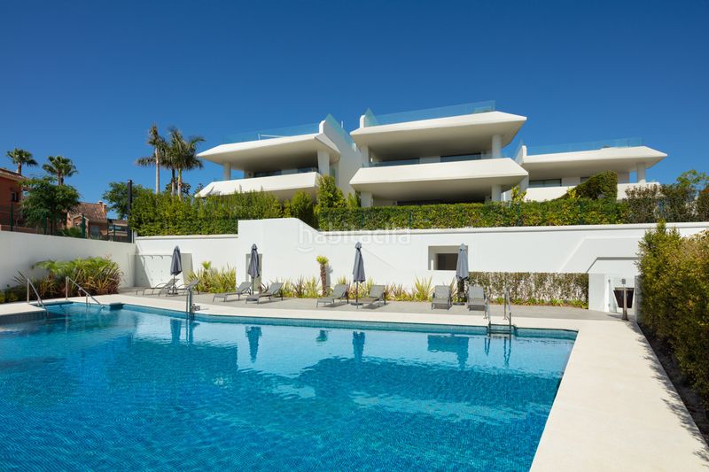 Foto 4a1bcf66-2b3b-46f6-abdf-22083f37c3f1. Casa a Nueva Andalucía centro Marbella