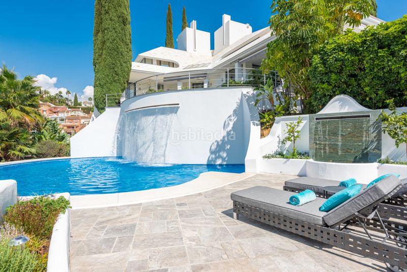 Foto bba905c4-ffb7-4314-90dd-d528ff226148. Casa amb aparcament piscina a Nueva Andalucía centro Marbella