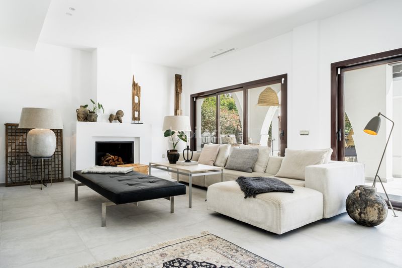 Foto efc17db6-301b-4570-96e6-66e821de31f5. Casa amb aparcament piscina a Casco Antiguo Marbella