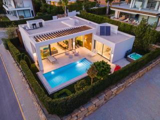 Maison à Casco Antiguo. Villa en venta en arboleda, estepona