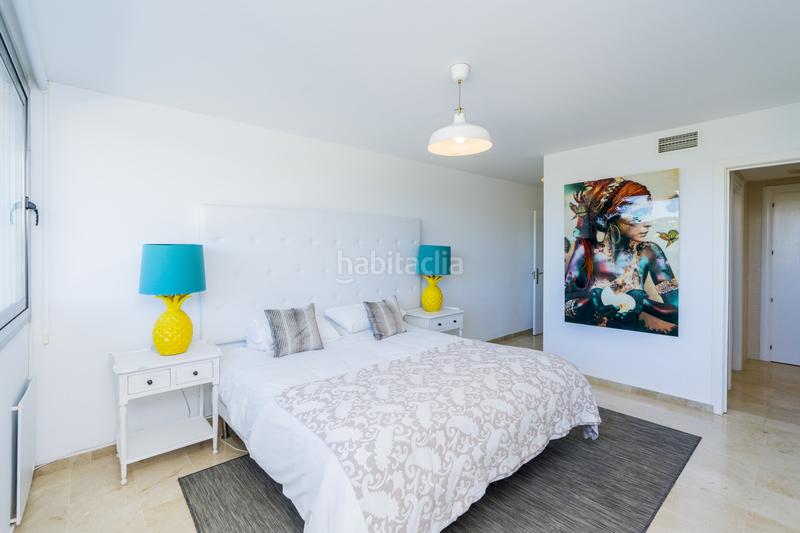 Foto 0e1ff083-9fd6-41c3-8d44-c140fef7c68a. House with parking pool in puerto de Sotogrande-la marina Sotogrande