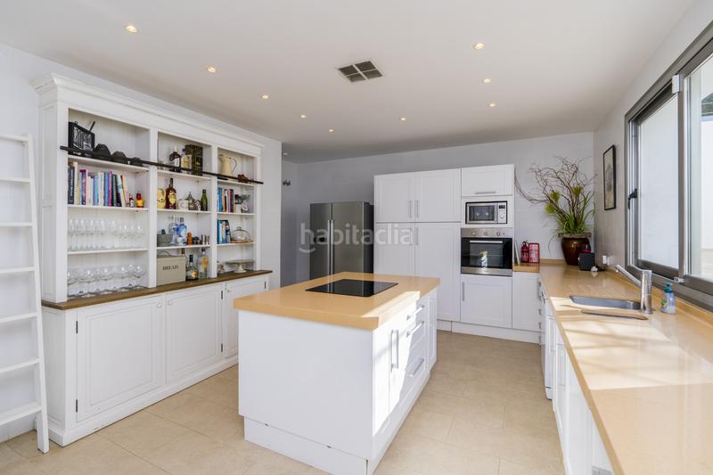 Foto 93f051e3-ec54-4ab3-8a4f-c45948a9f40f. House with parking pool in puerto de Sotogrande-la marina Sotogrande