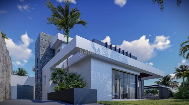 Foto 0eac560b-4a18-4417-9317-3bcf96a9cf8d. Casa amb aparcament piscina a Casco Antiguo Marbella