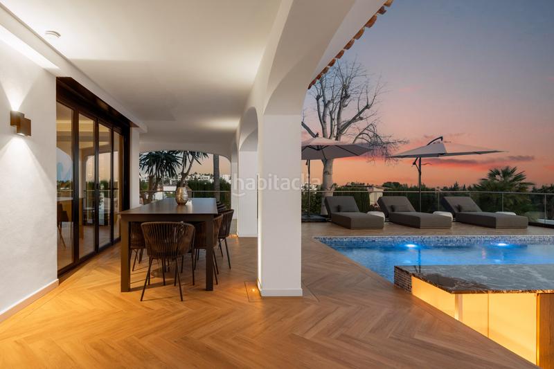 Foto 0c203db1-999c-4365-8c3a-90735d4588d4. Casa en camino molino 1 villa renovada de alta gama en venta con vistas al mar, jardines y ubicación privilegiada en Marbella