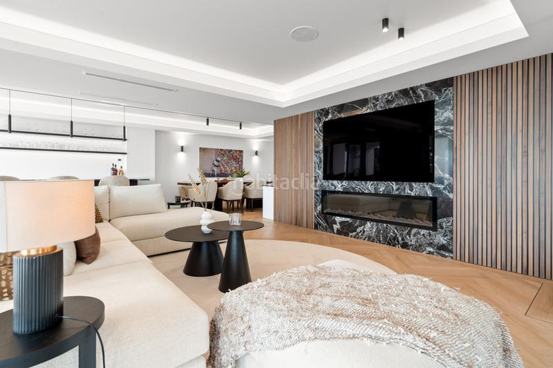 Foto 7b933735-8982-4f1a-93c3-4eb489e4e413. Casa en camino molino 1 villa renovada de alta gama en venta con vistas al mar, jardines y ubicación privilegiada en Marbella