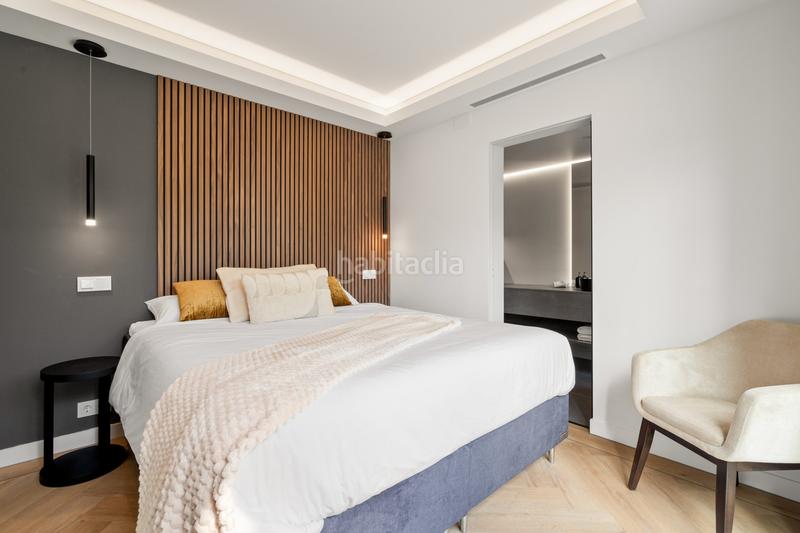 Foto ec0a21a5-14d9-4579-9ea1-164e362e65f7. Casa en camino molino 1 villa renovada de alta gama en venta con vistas al mar, jardines y ubicación privilegiada en Marbella