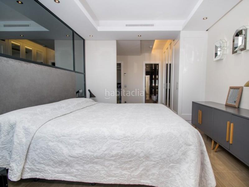 Foto d0d6173a-4d0a-4e37-8f4d-2e1a2841ab63. Ático atico en venta en Centro Estepona