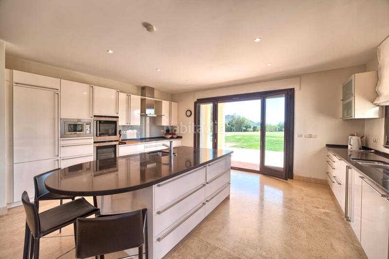 Foto ec655f5c-79ea-417e-8940-d70694819c8b. Casa con parcheggio piscina in Casco Antiguo Marbella