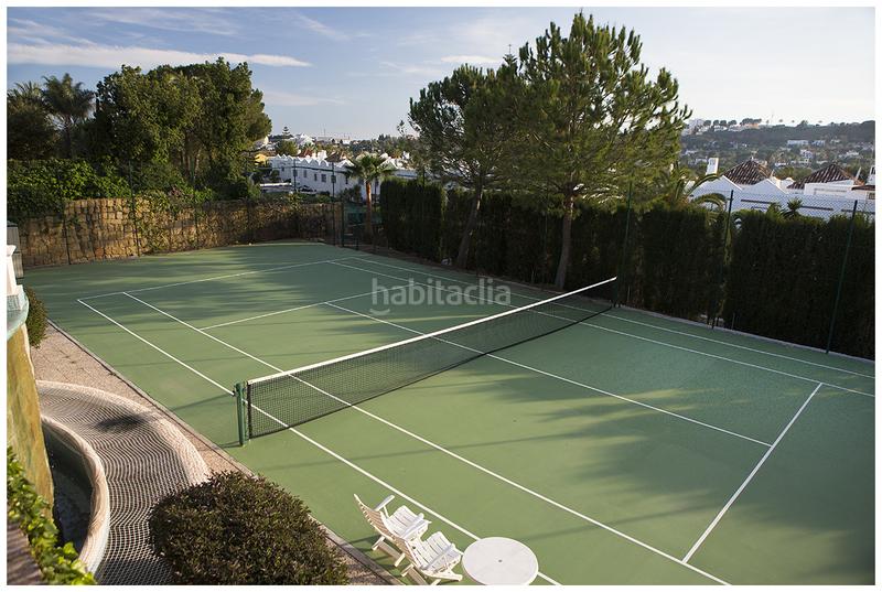 Foto 48e320ea-8fa8-4ffb-86e1-793b7c839af5. House with parking pool in Casco Antiguo Marbella