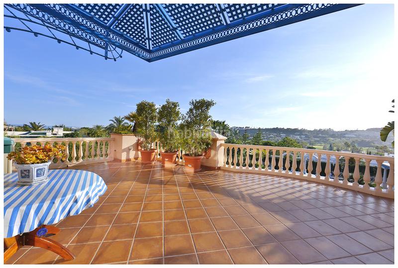 Foto 580984ba-2522-490f-a84e-8e2c77db31fc. House with parking pool in Casco Antiguo Marbella