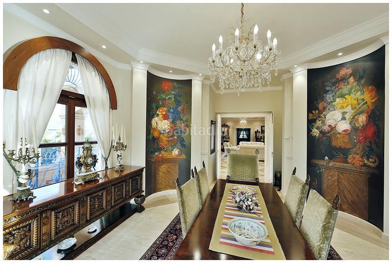 Foto 76f463ac-53a8-4d73-993a-b76e17fde2af. House with parking pool in Casco Antiguo Marbella