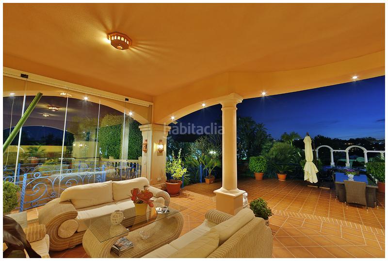 Foto 7c2f4e6b-caca-48b6-8ef4-e30dbd284791. House with parking pool in Casco Antiguo Marbella