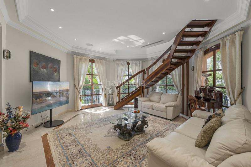 Foto 818b33f2-923b-47e4-8176-8d4024836e36. House with parking pool in Casco Antiguo Marbella