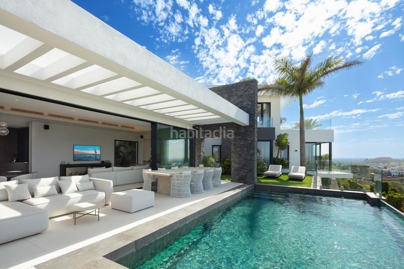 Foto 0d1a6fde-b52c-49ae-9916-b8df426ec907. Casa con parcheggio piscina in Casco Antiguo Marbella