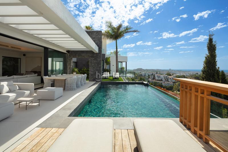 Foto 5e39617b-da48-40c3-a9d3-ce48c6cf33b9. Casa con parcheggio piscina in Casco Antiguo Marbella