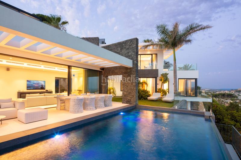 Foto b6e21a20-854a-43ab-b23b-e4e72a06c549. Casa con parcheggio piscina in Casco Antiguo Marbella