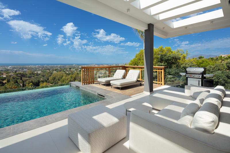 Foto b702d37f-814f-43dd-bca8-c55c48eaccce. Casa con parcheggio piscina in Casco Antiguo Marbella