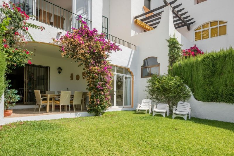 Foto cb8d6a8f-2226-4565-95bc-1e13431bc398. Apartament amb piscina a Casco Antiguo Marbella