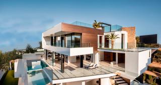 Maison à Casco Antiguo. Un sereno santuario de seguridad y lujo inigualable en marbella