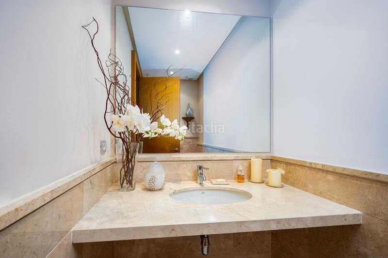 Foto 8891012f-a8c9-4183-98b6-2657bdbe62d4. Appartement mit parking pool in Puente Romano Marbella