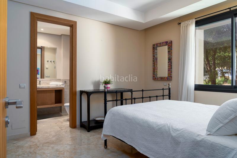 Foto b561c46c-45cf-4713-a2c6-6c620fca9a1f. Appartement mit parking pool in Puente Romano Marbella
