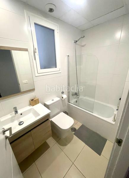 Foto 07fd57c9-f9ef-46ee-a1d7-cb2133425e4e. Piccolo appartamento con parcheggio piscina in Nueva Andalucía centro Marbella