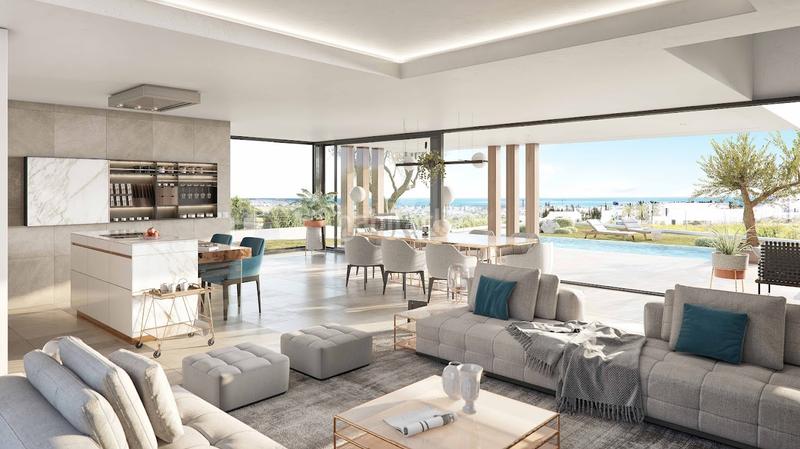 Foto b8e08be7-aaf6-44b1-9b14-6e30cc68128f. Casa adapte su paraíso en una ubicación privilegiada con proximidad a las comodidades en Manilva