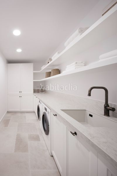 Foto d80c7987-e967-42d9-a072-7ee882957c40. Casa amb piscina a Casco Antiguo Marbella