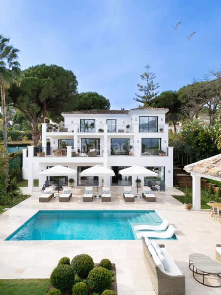 Foto e31f7421-291e-468b-88c5-7171386bcc62. Casa amb piscina a Casco Antiguo Marbella