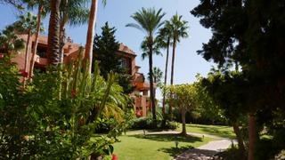Location Attique à Villa parra palomeras 1. Exquisito ático en marbella golden mile con vistas al mar