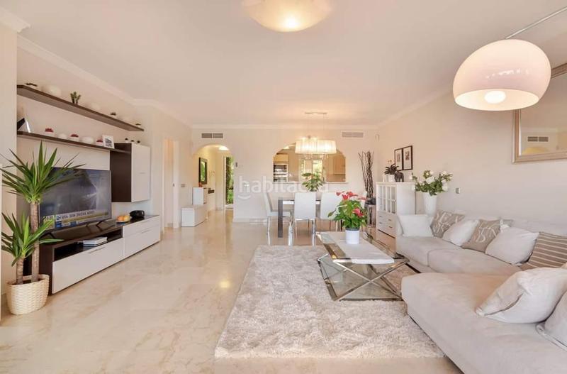 Foto 3d33b20b-e2b4-4d69-ba04-1dc96d94e160. Miete appartement in marques el 1 in Benatalaya Estepona