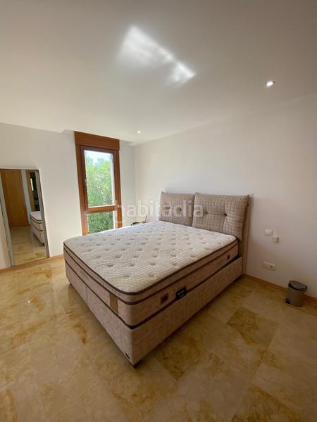 Foto 2708cab8-00d5-4459-af5d-52fbc8ee94cc. Lloguer apartament amb calefacció aparcament piscina a Marbella