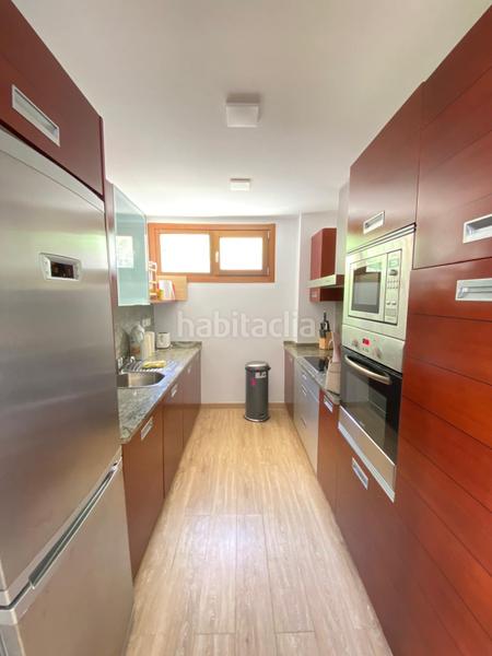 Foto 392a9dc3-b60b-4fea-8cc9-635de61b926b. Lloguer apartament amb calefacció aparcament piscina a Marbella